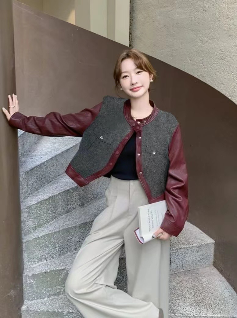 复古牛仔拼接皮衣短外套女2024秋季新款设计感小众时尚机车夹克潮