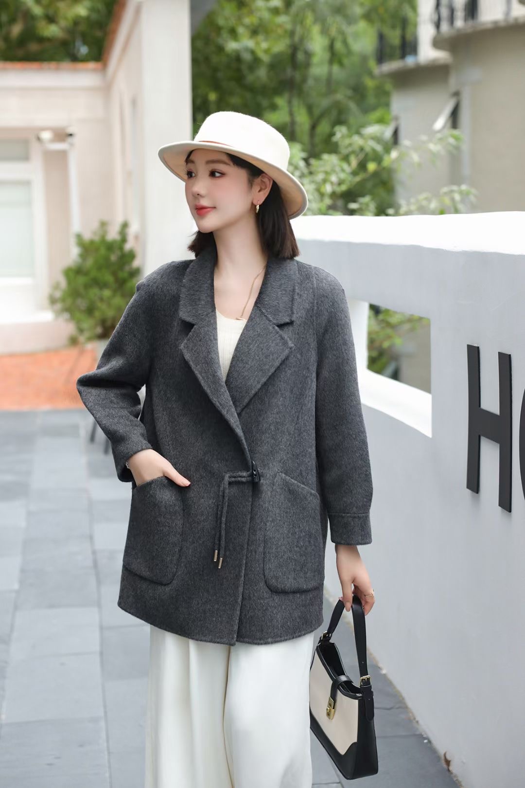 双面羊绒大衣女韩系宽松版牛角扣呢子外套2024秋冬新款加厚双面呢